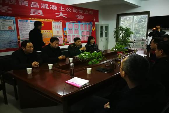 銅官區(qū)區(qū)委常委、人武部到商品混凝土公司開展專項(xiàng)督導(dǎo)工作
